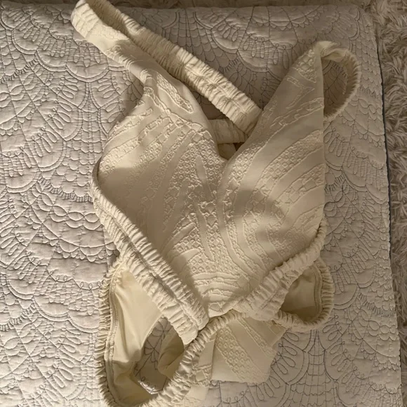 Devon Windsor Yara Full Piece Swimsuit - Picture 5 of 6